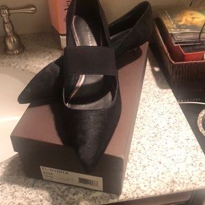Eli Tahari pony 1 inch heel never worn.